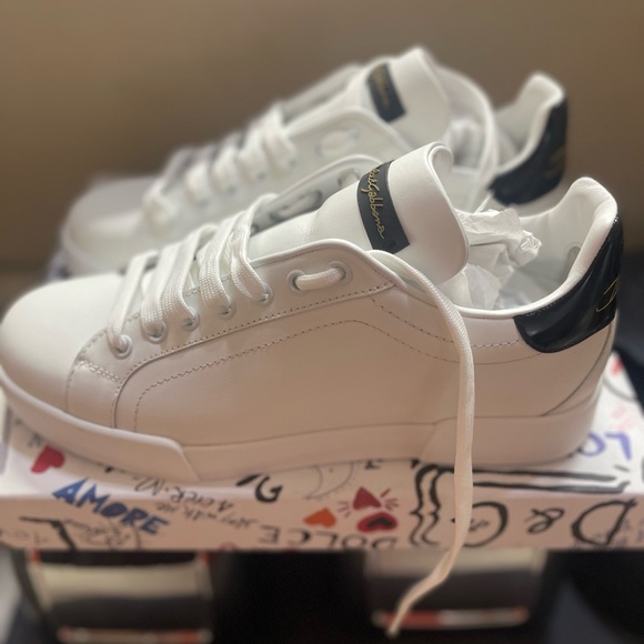 - Dolce and Gabbana white leather Portofino sneakers - Picture 3 of 11